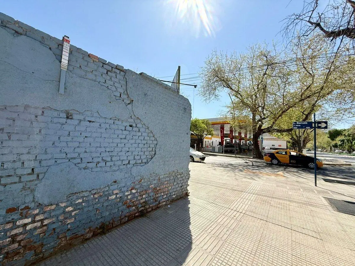 Venta lote esquina Ciudad Mendoza 3