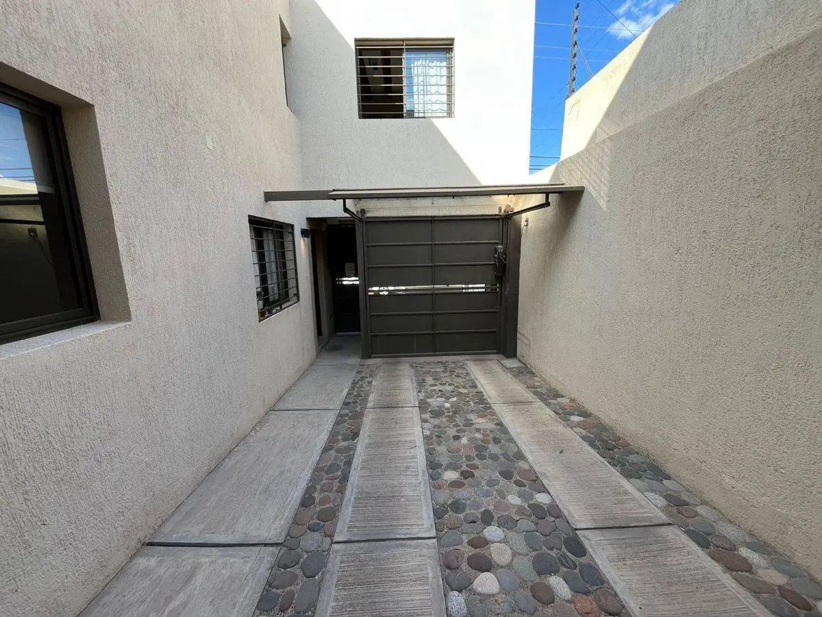 Venta departamento 3 amb con cochera, el Challao 2
