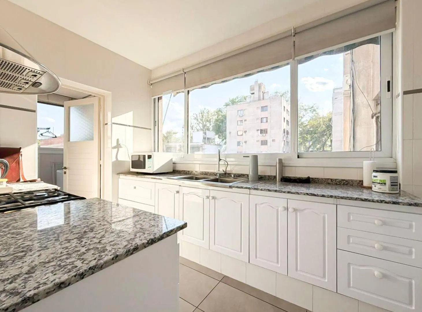 DPTO 5 AMBIENTES VENTA REMODELADO COCHERA CIUDAD 5