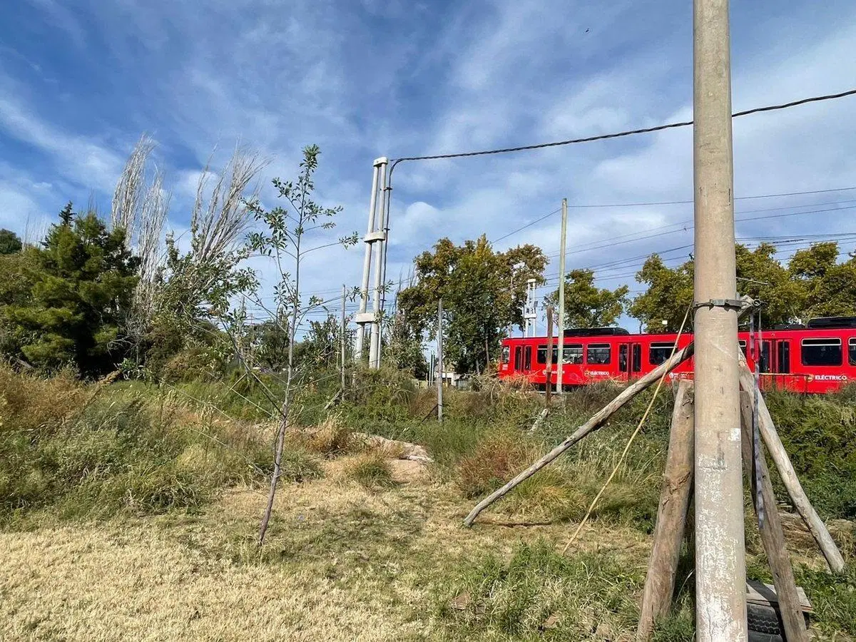 VENTA TERRENO DE 2000 M2 LUZURIAGA MAIPU MENDOZA 3