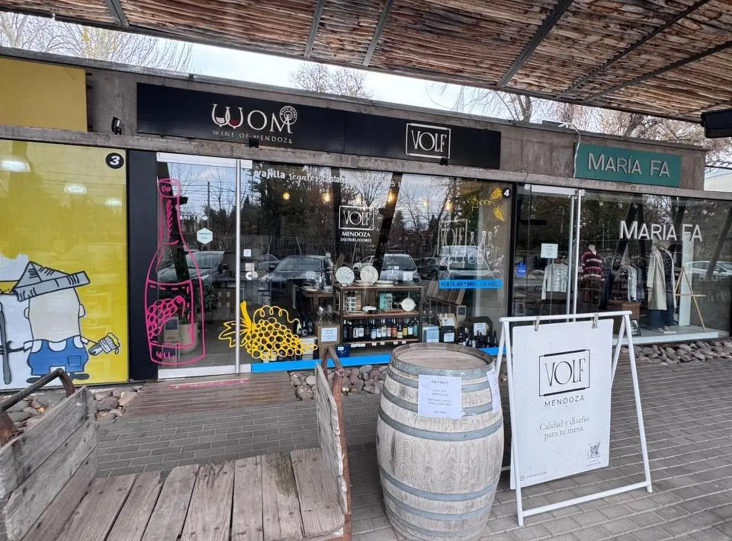 LOCAL COMERCIAL EN VENTA, CHACRAS DE CORIA 3