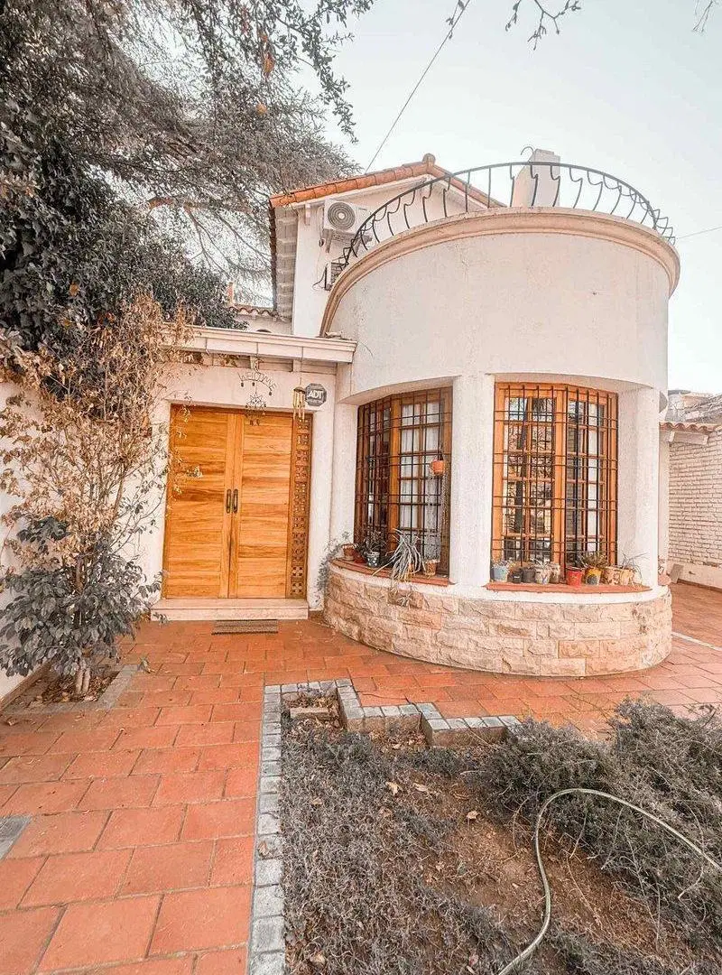 VENTA  CASA CIUDAD DE MENDOZA 3