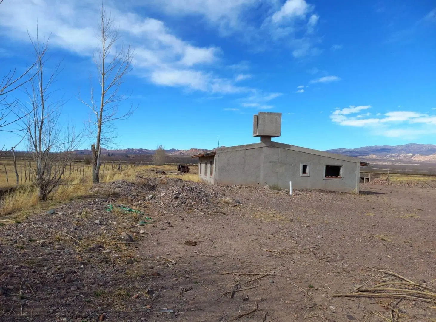 VENTA CAMPO CON CASA SAN ALBERTO USPALLATA 5