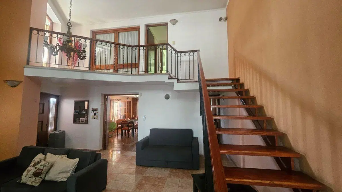 VENTA-PERMUTA CASA Bº BOMBAL 3 HAB. CIUDAD MENDOZA 2