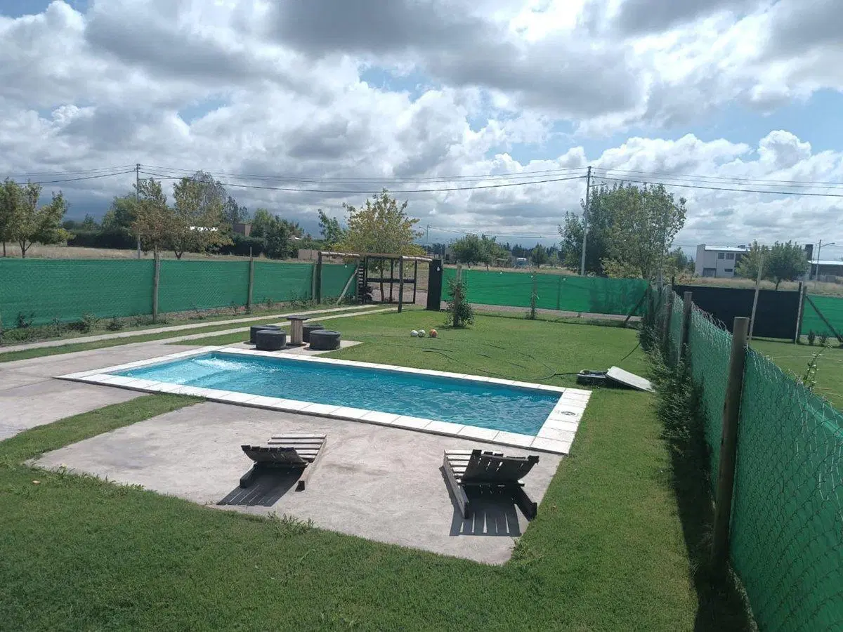 Quincho y pileta en Venta La Consulta Valle de Uco 3