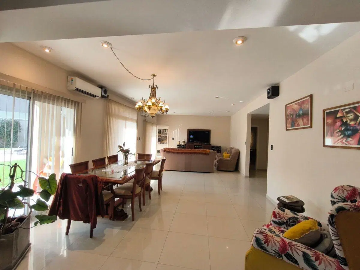VENTA CASA 3 DORMITORIOS GUAYMALLEN Bº LA BAJADA 5