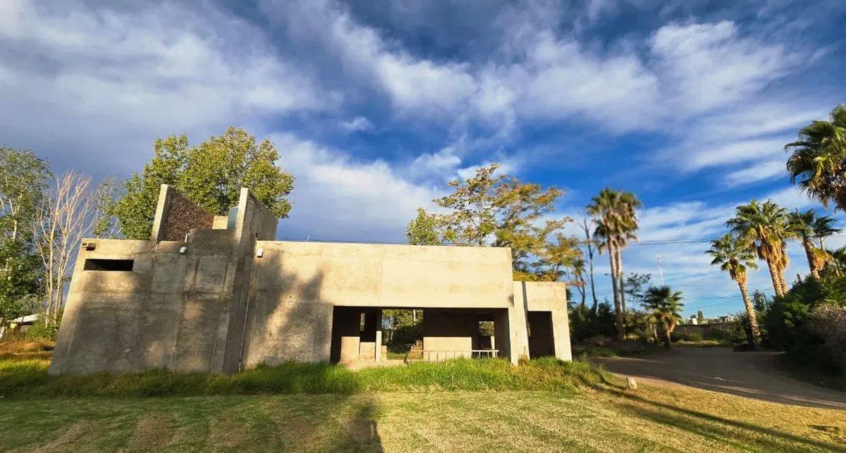 CASA EN VENTA PROYECTO EN DESARROLLO RIVADAVIA 3