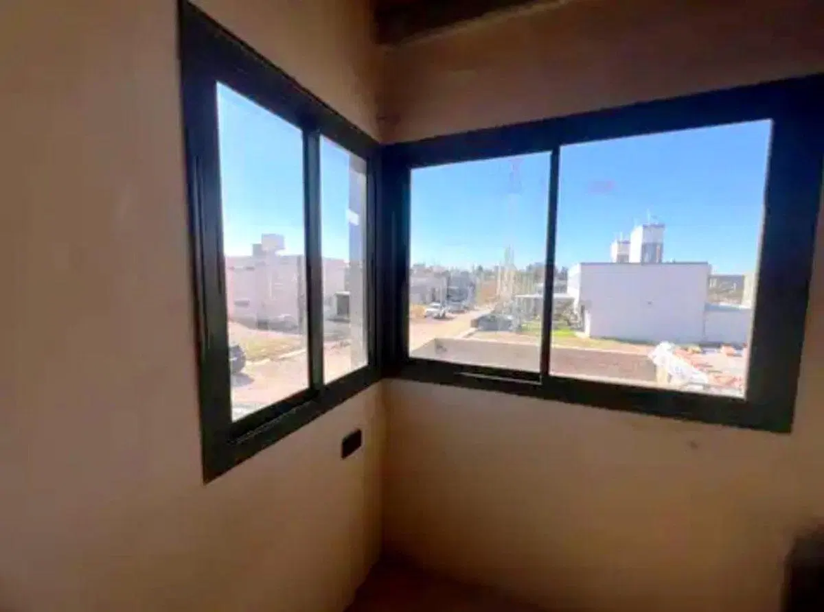 Casa en Venta Maipú  Barrio PRIVADO 4 habitaciones 5