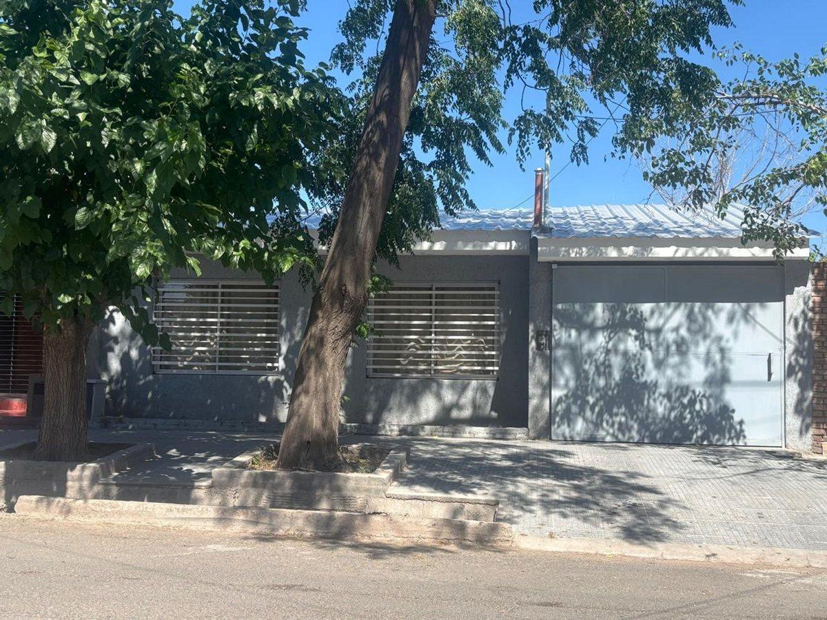 Foto de Venta casa reciclada 3 dormitorios Guaymallén Mza., imagen 5