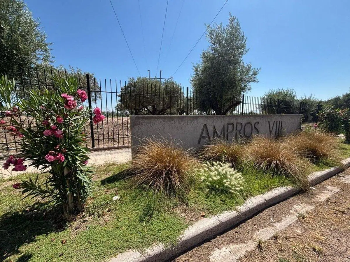 LOTE VENTA BARRIO PRIVADO AMPROS 8 MAIPU 4