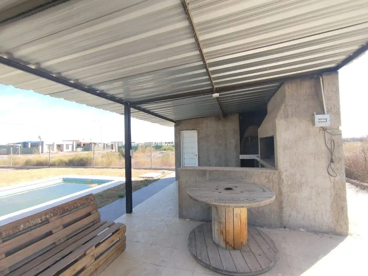 CASA EN B° PRIVADO DE MAIPÚ CON PILETA OPORTUNIDAD 8