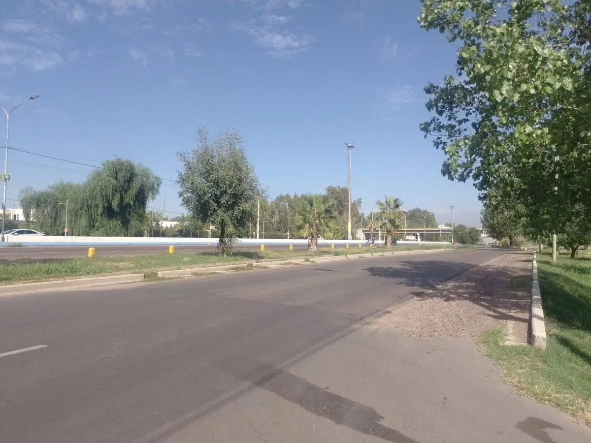 Venta de lote 300 m2 Pinar Del Sol Maipu Mendoza 2