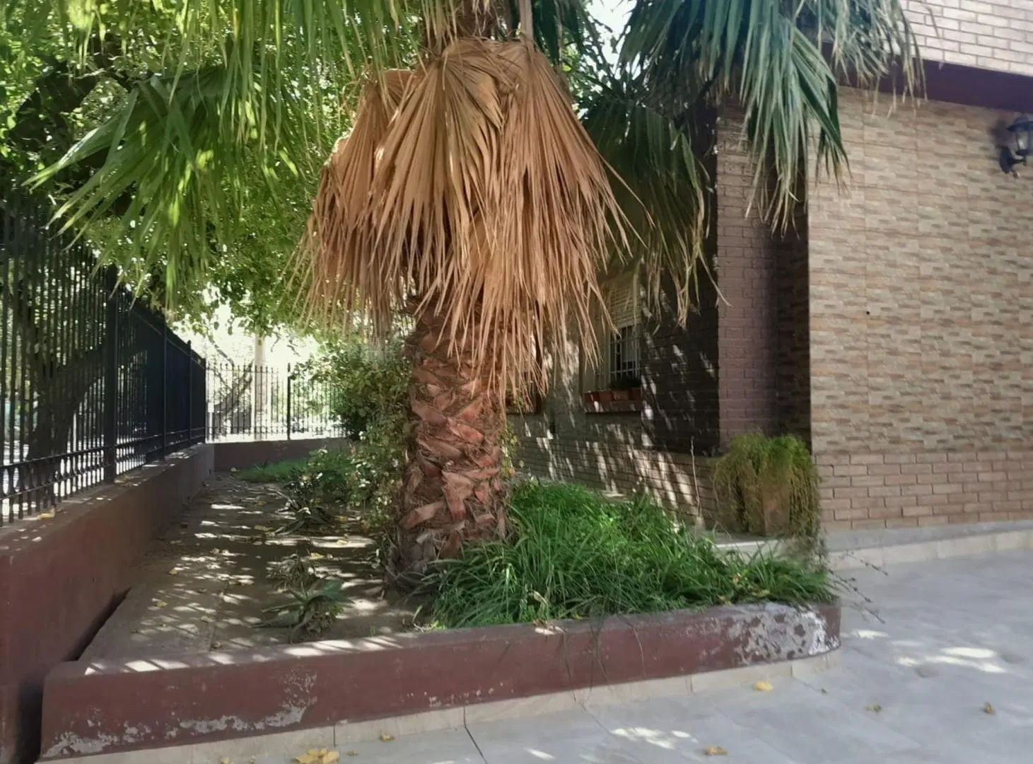 Excelente casa esquina en venta en calle Peru 5