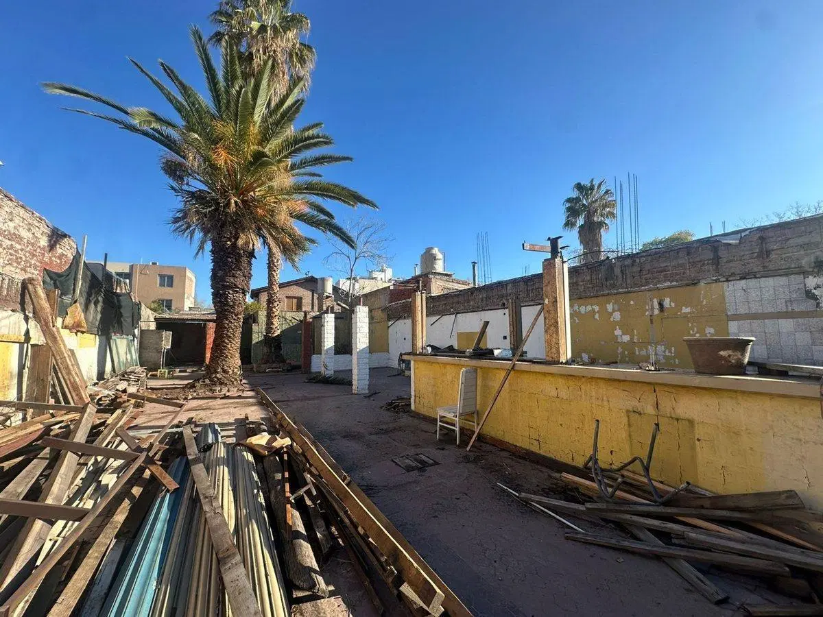 VENTA TERRENO EN  CALLE MORON CIUDAD MENDOZA 2
