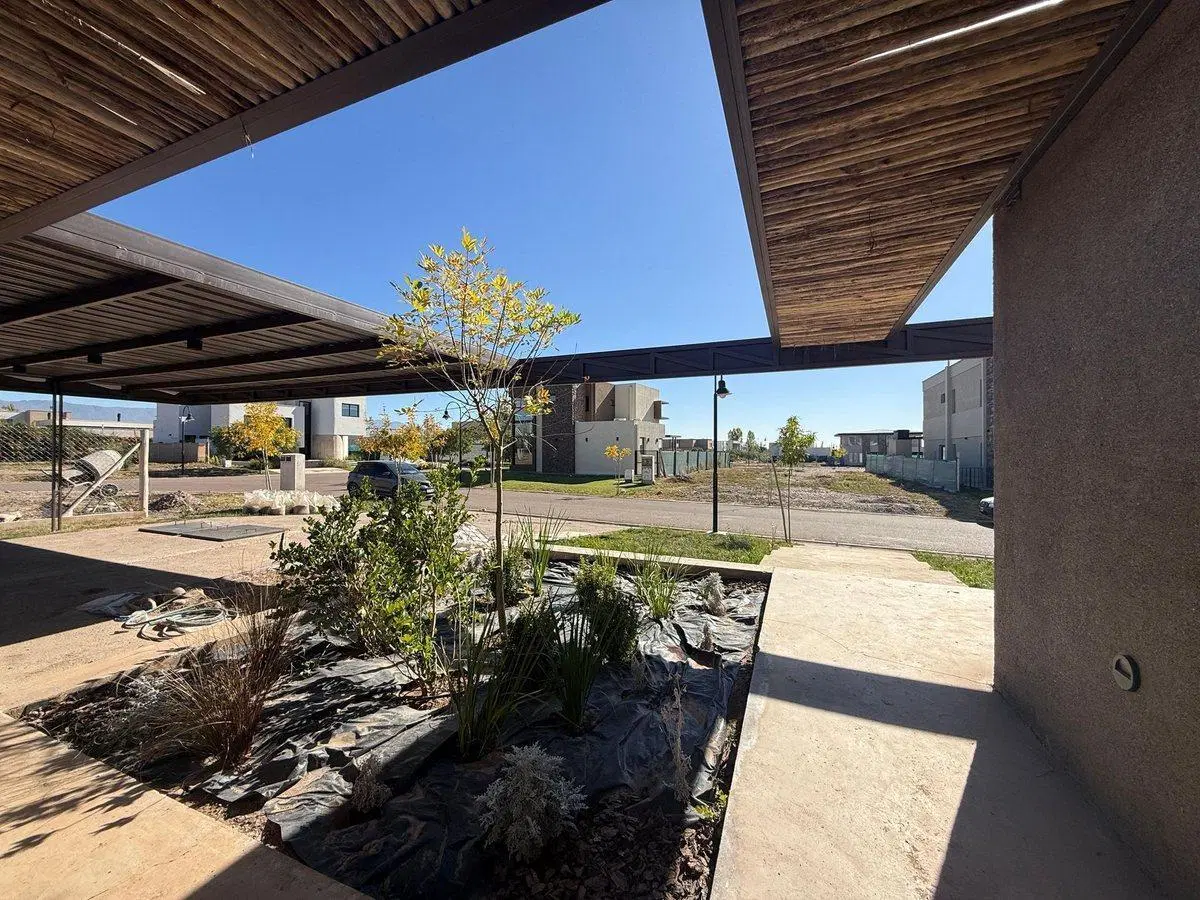 CASA EN VENTA BARRIO PRIVADO GRAN BOEDO A ESTRENAR 5