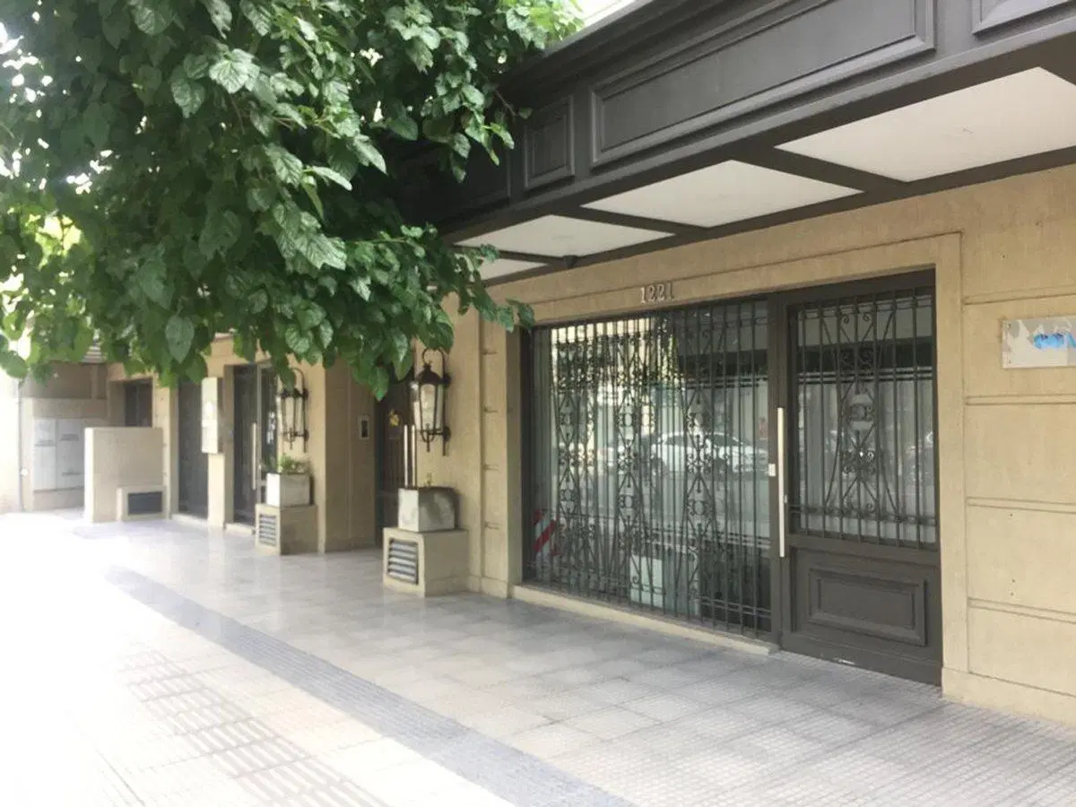 Venta departamento Categoría en torre Laureana 2