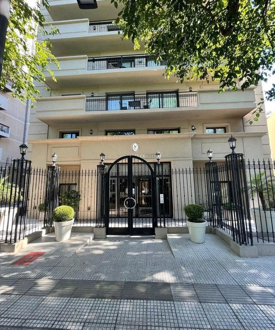 VENTA DEPARTAMENTO CATEGORIA EN VICTORIANO CIVIT 2