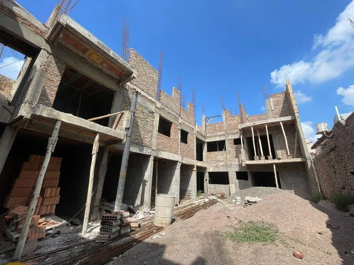 VENTA COMPLEJO DE DEPARTAMENTOS SEXTA SEC MENDOZA 2