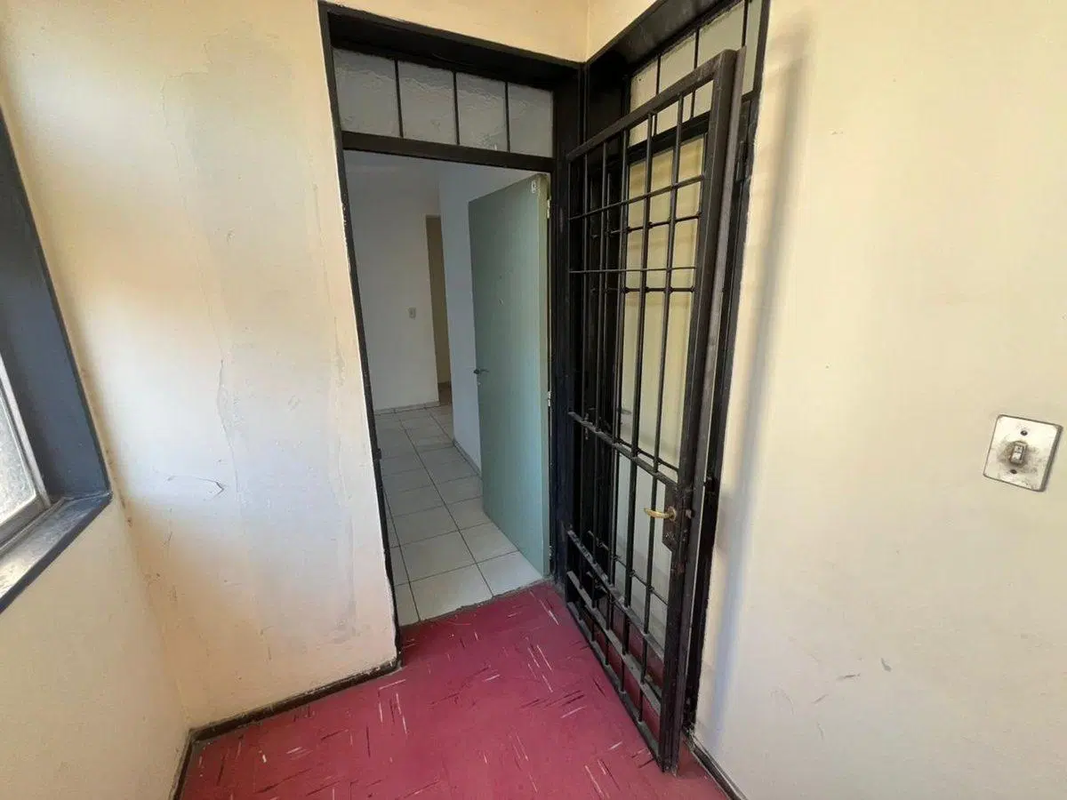 Venta departamento 4 amb B° Cementista Las heras 3