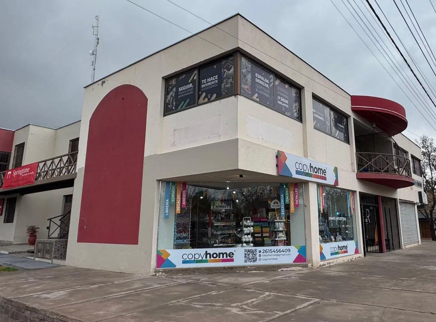 VENTA DE LOCALES COMERCIALES EN CARRODILLA 5