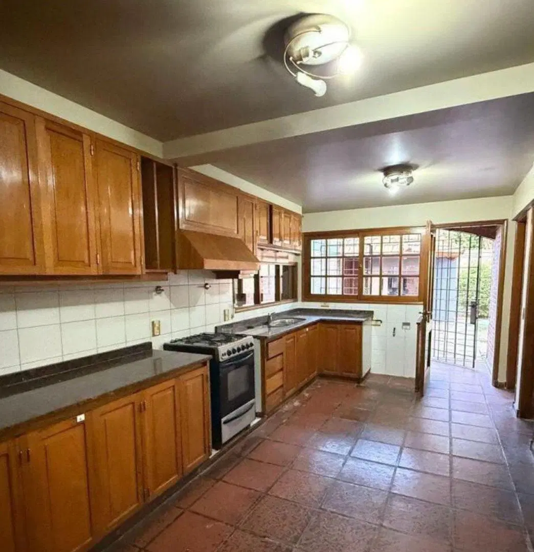 VENTA CASA 3 DORMITORIOS SEXTA SECCION 2