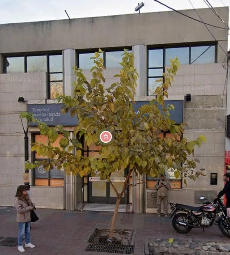 ALQUILER-EDIFICIO PARA OFICINAS/CONSULTORIOS-CDAD 2