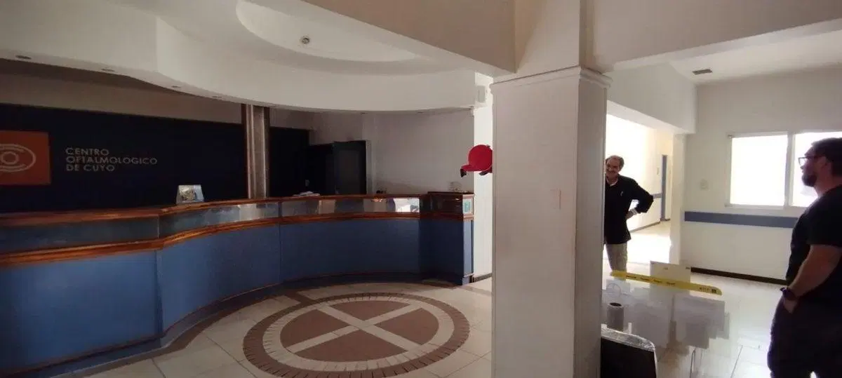ALQUILER-EDIFICIO PARA OFICINAS/CONSULTORIOS-CDAD 5