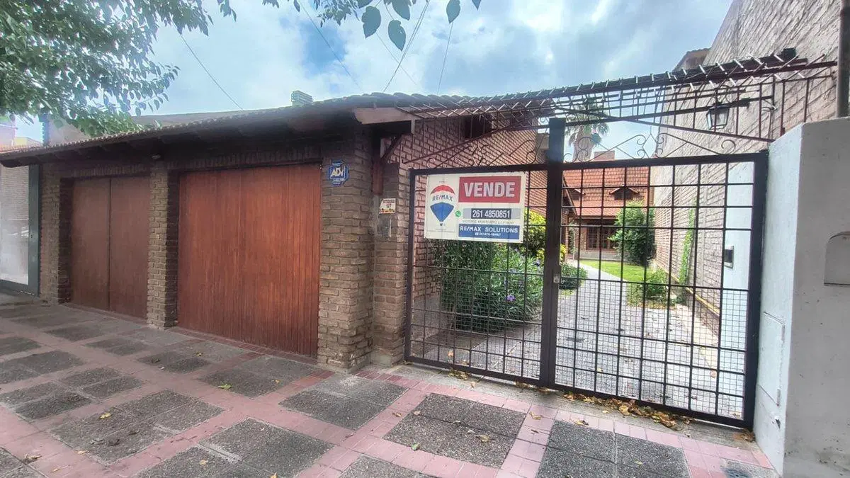 Venta Casa + Loft Quincho Bombal Sur Apta Crédito 3