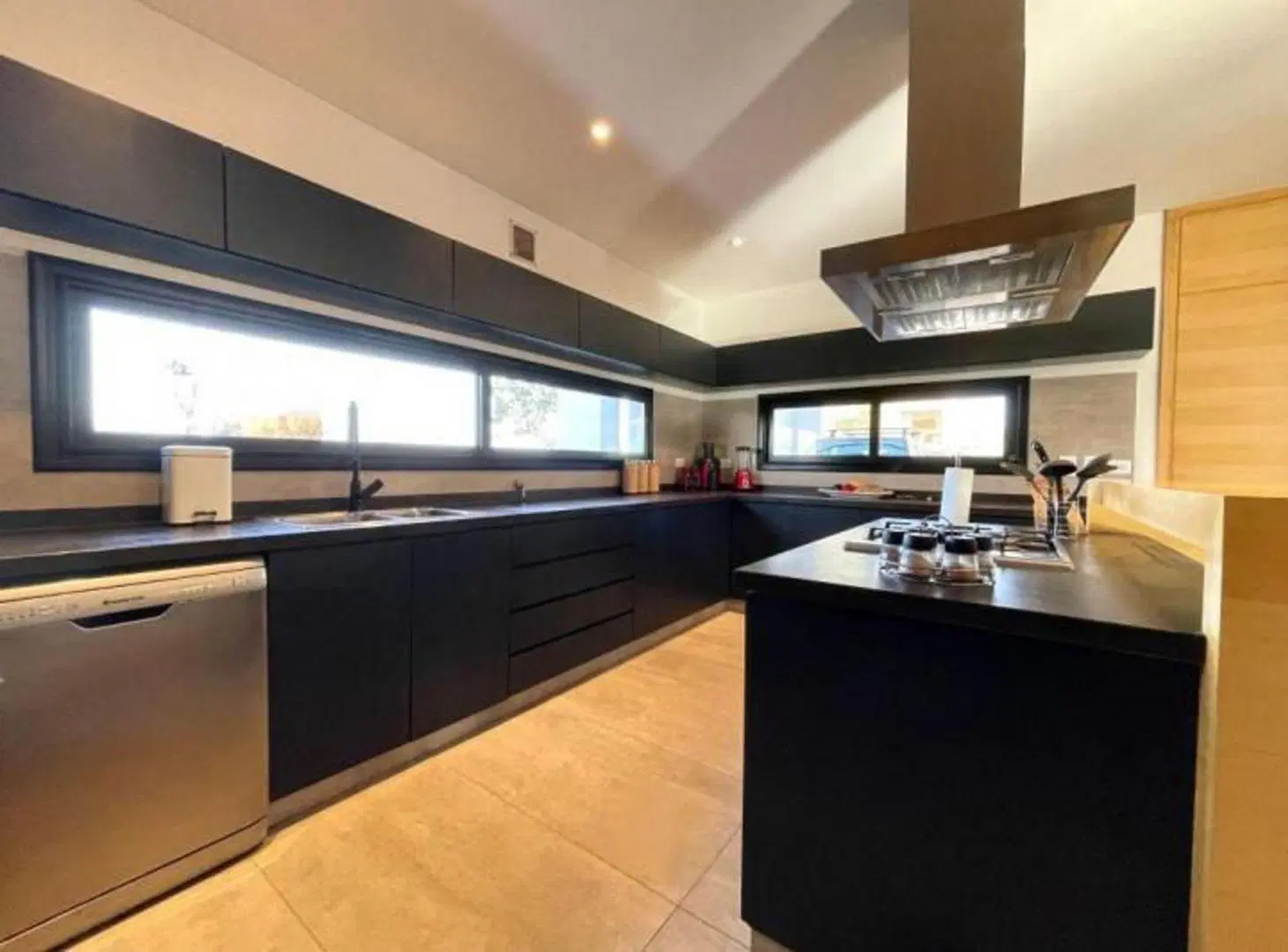 venta casa en barrio privado mendoza norte country 8