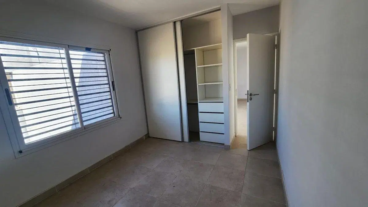 VENTA DEPARTAMENTO 2 DOMITORIOS Y COCHERA 3