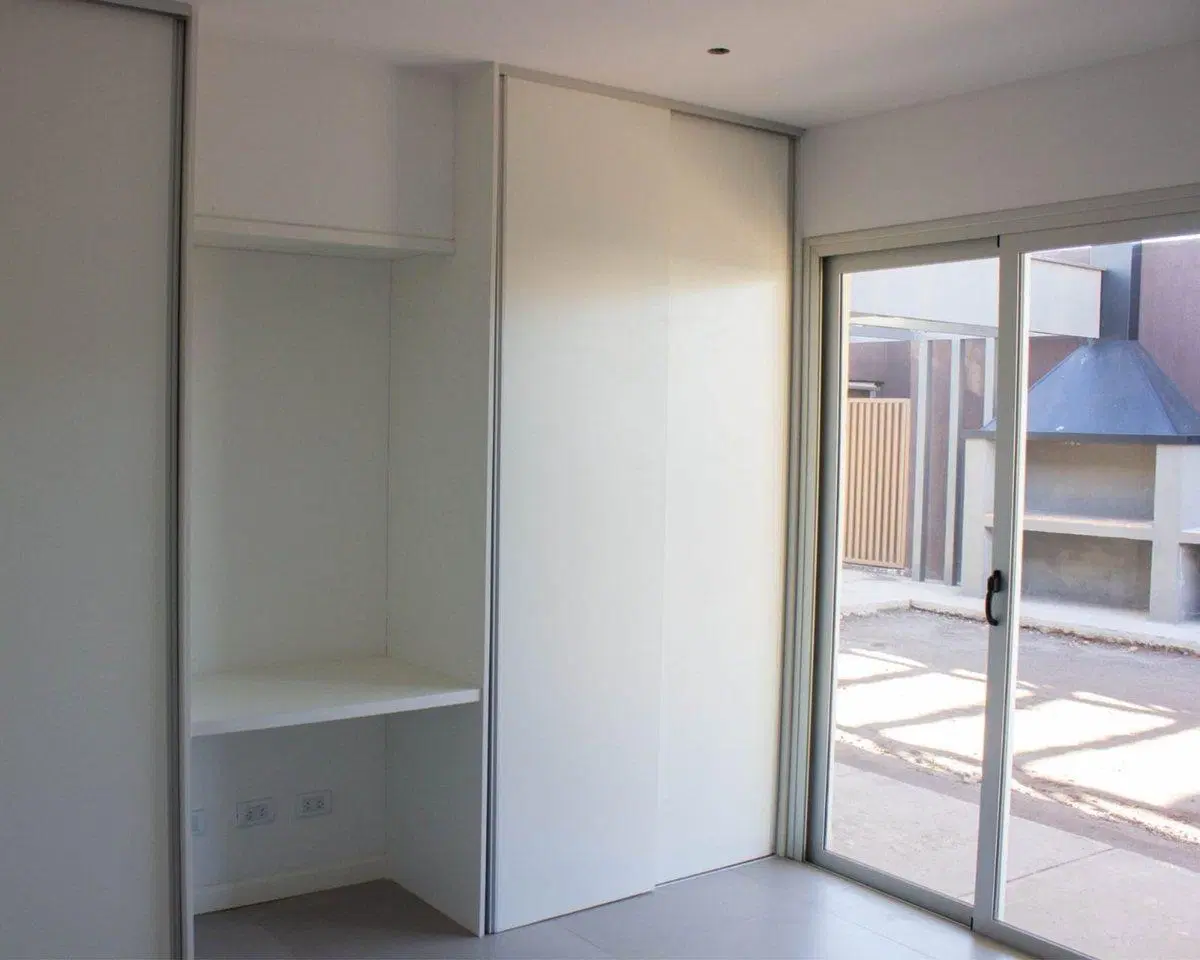 VENTA CASA 3 DORMITORIOS OLIVOS DEL TORREON 4