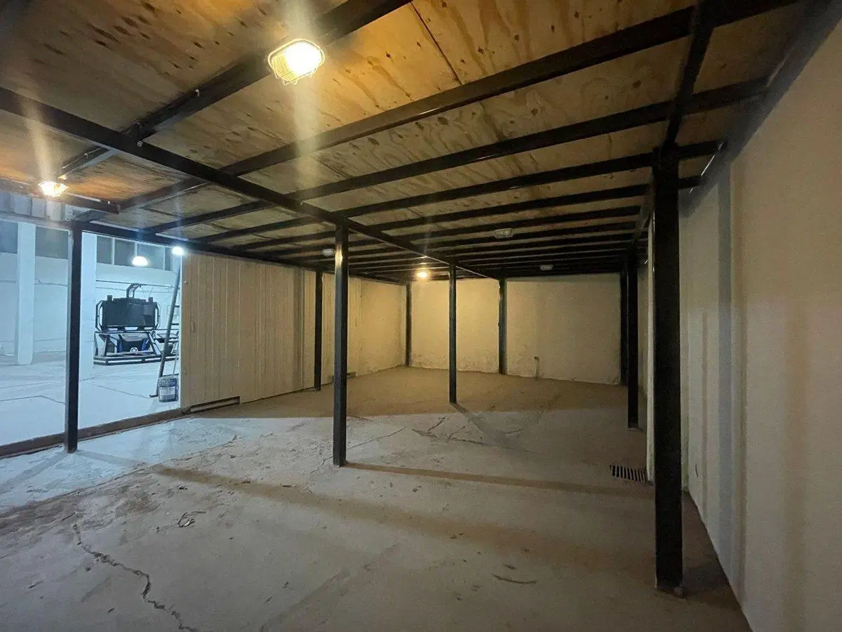 VENTA GALPON CON OFICINAS GODOY CRUZ MENDOZA 8