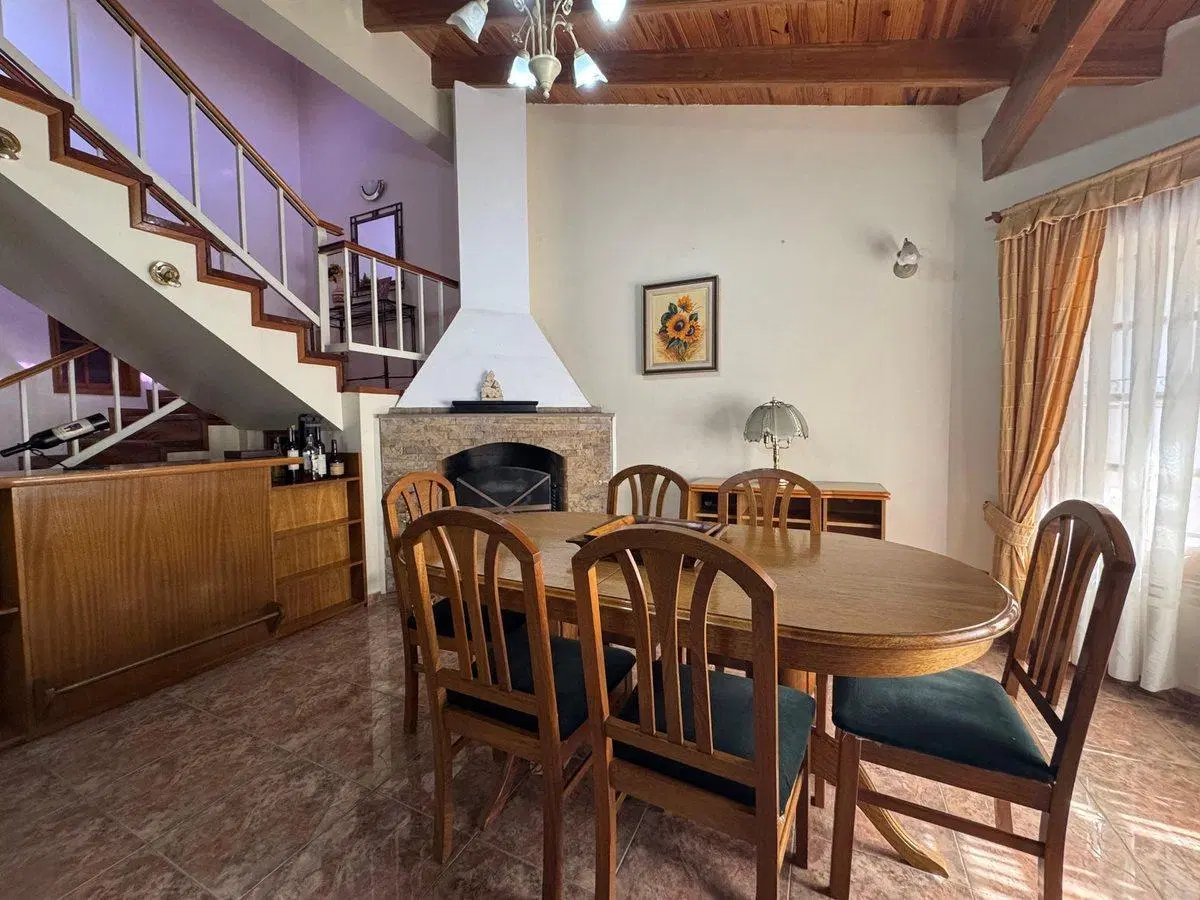 Casa de 4 habitaciones en venta en Dorrego 2