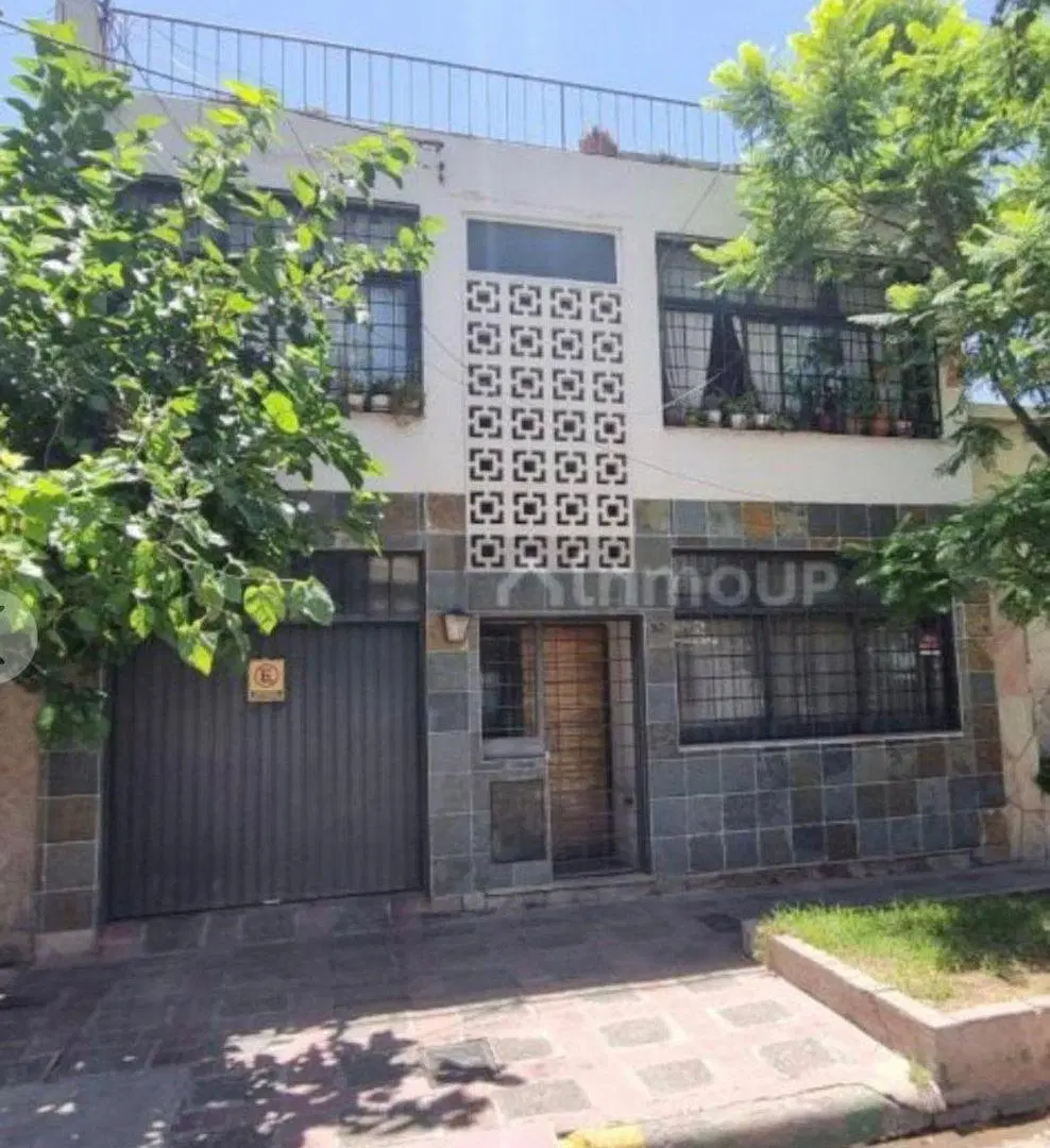 VENTA CASA / DEPARTAMENTOS 2