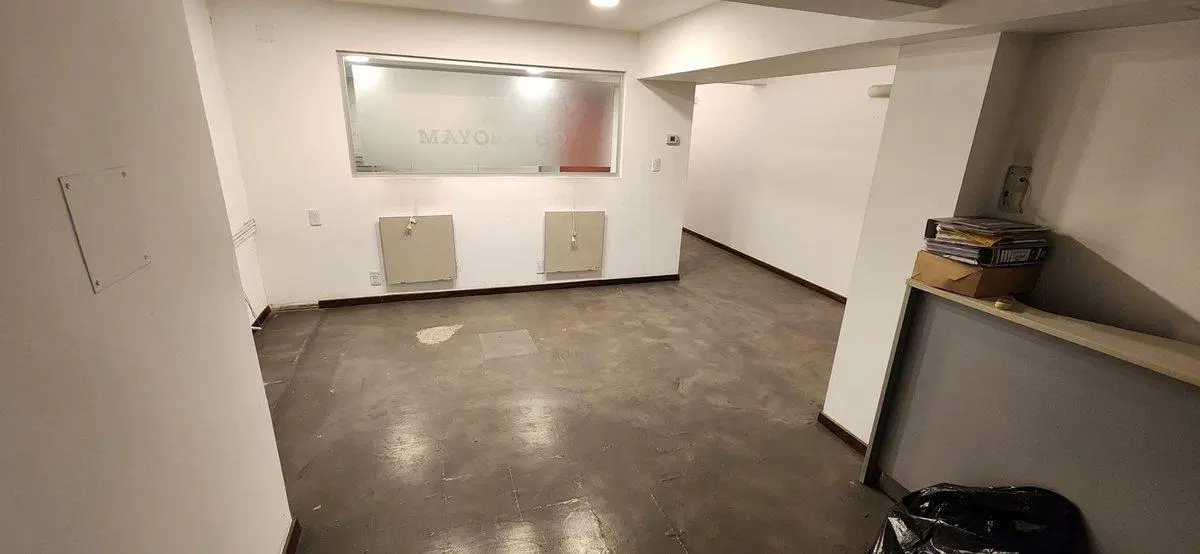 venta oficina local comercial centro mendoza 5