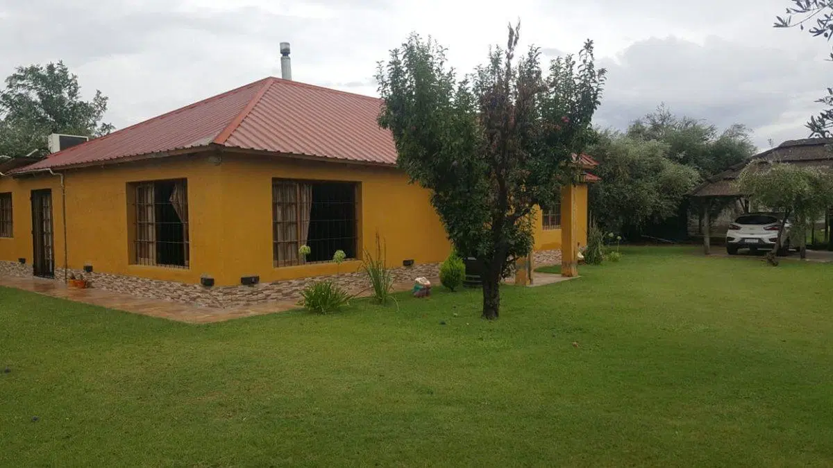 CASA QUINTA, PILETA, FRUTALES, CALLE SERPA, MAIPU 2