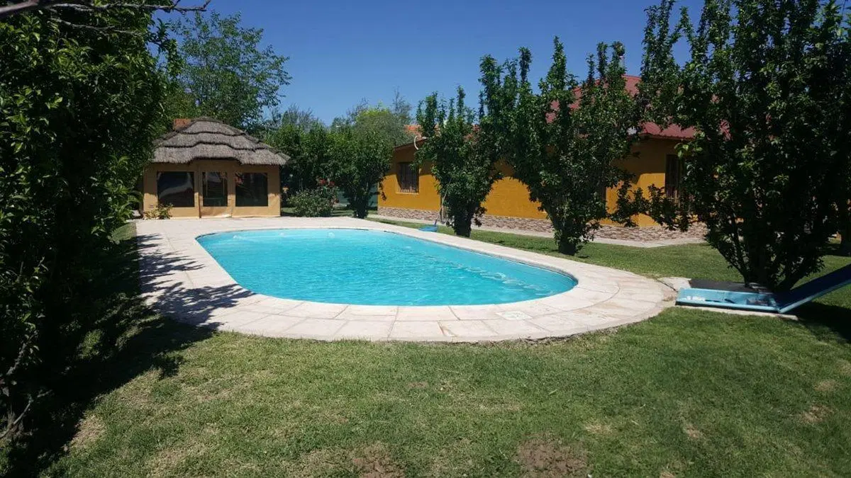 CASA QUINTA, PILETA, FRUTALES, CALLE SERPA, MAIPU 4