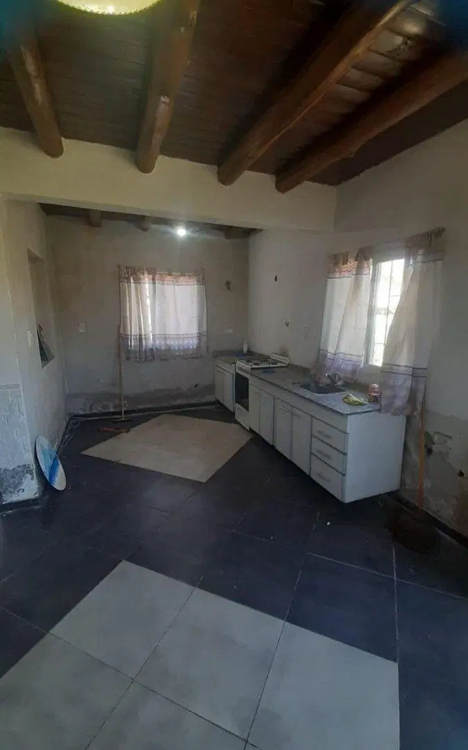VENTA CASA BERMEJO TRES DORMITORIOS CON GRAN PATIO 8