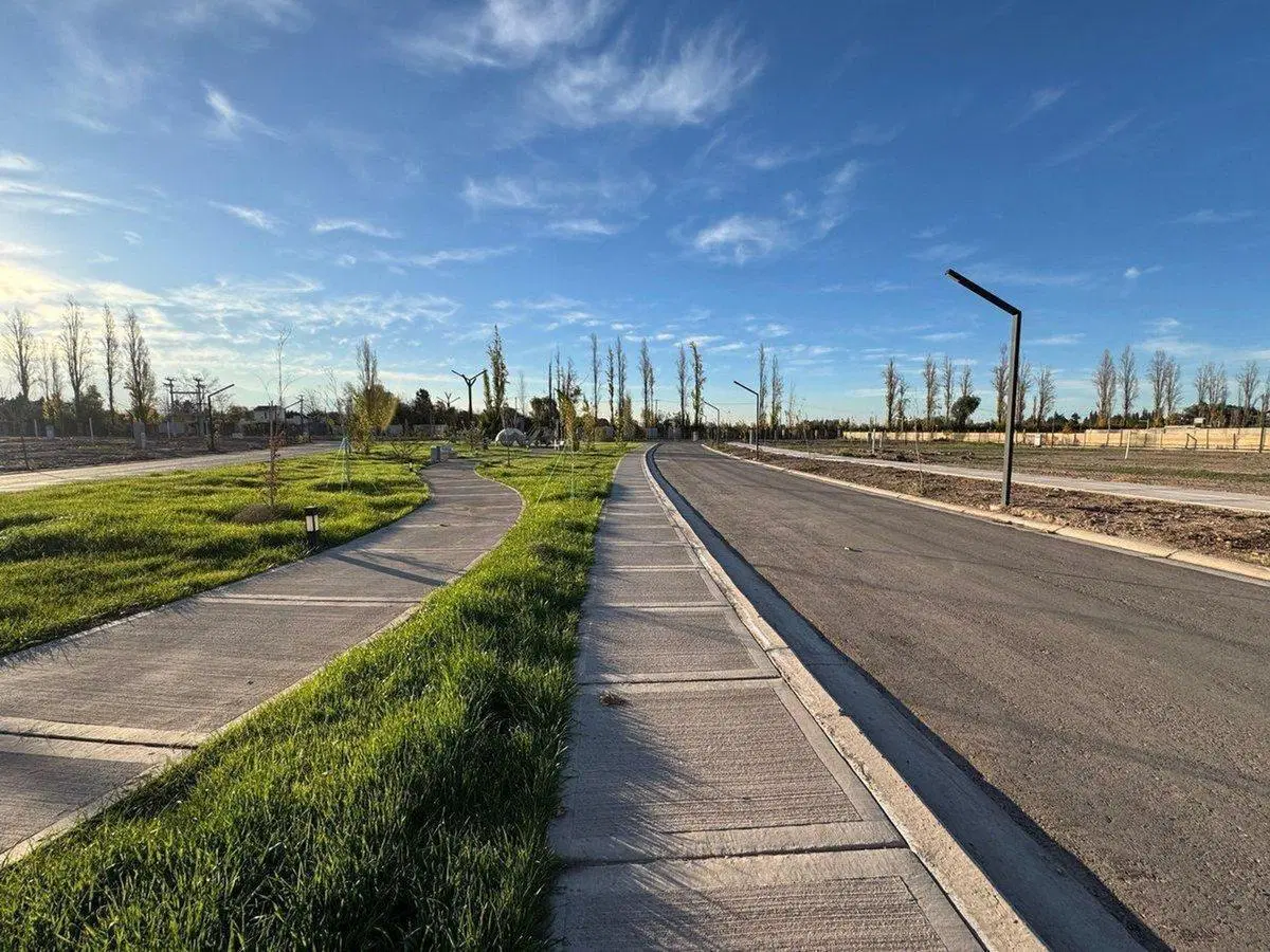 Lote en Venta Barrio Privado Qvattro Viamonte 4