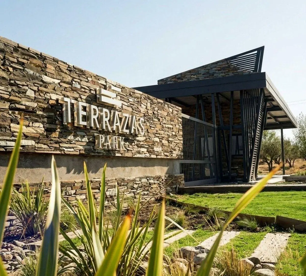 Venta Lote en Terrazas Park Russell Maipú 2
