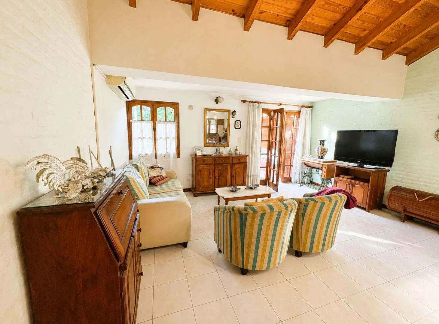 Casa en Venta Barrio Privado 3 Dorm Guaymallén 5