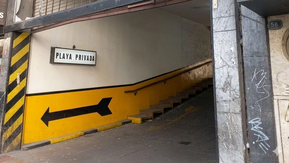 Cochera en Venta en el Centro de Mendoza 2