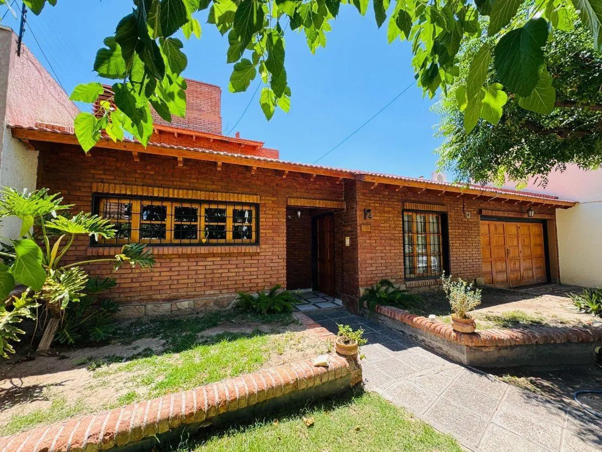 Casa en venta B° Solares de Guariento, Villa Nueva 2
