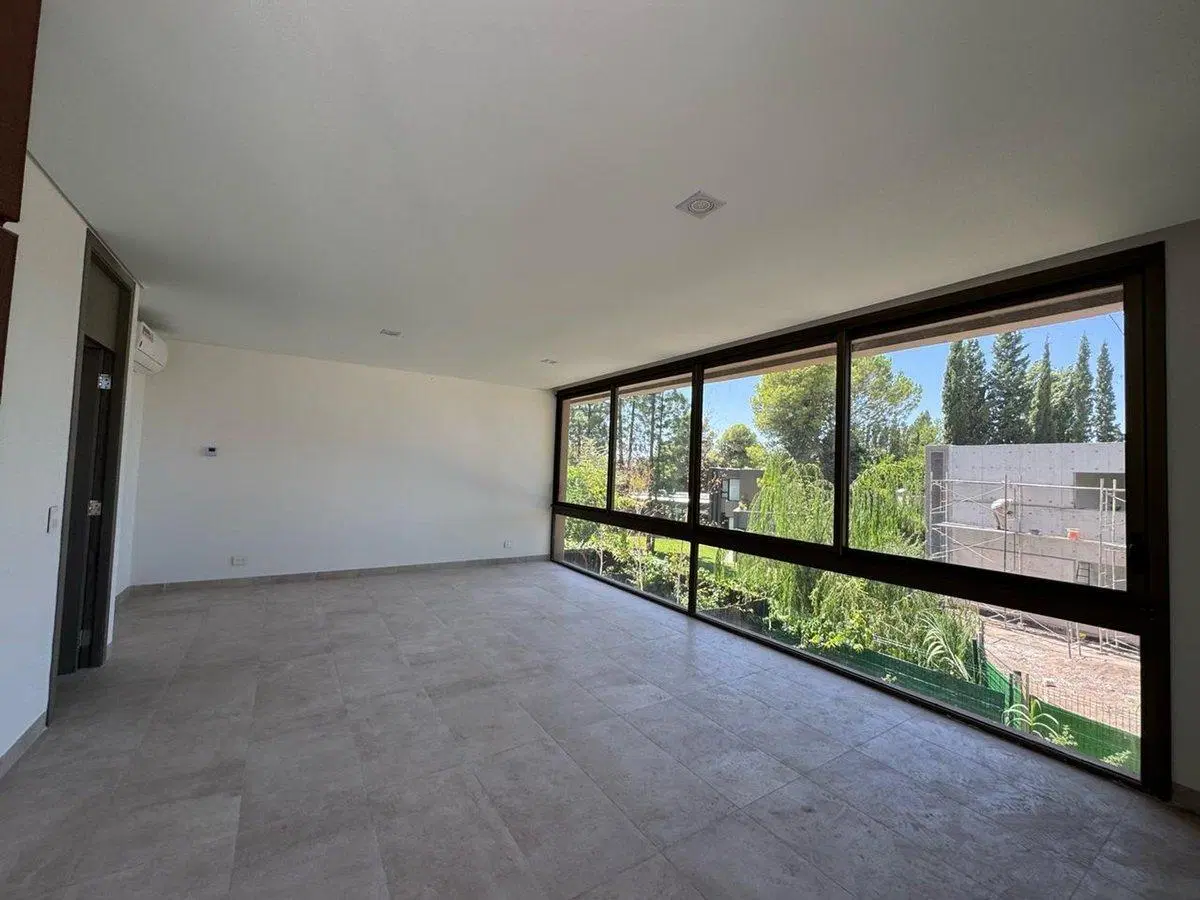 DEPARTAMENTOS PREMIUM EN CHACRAS DE CORIA 4