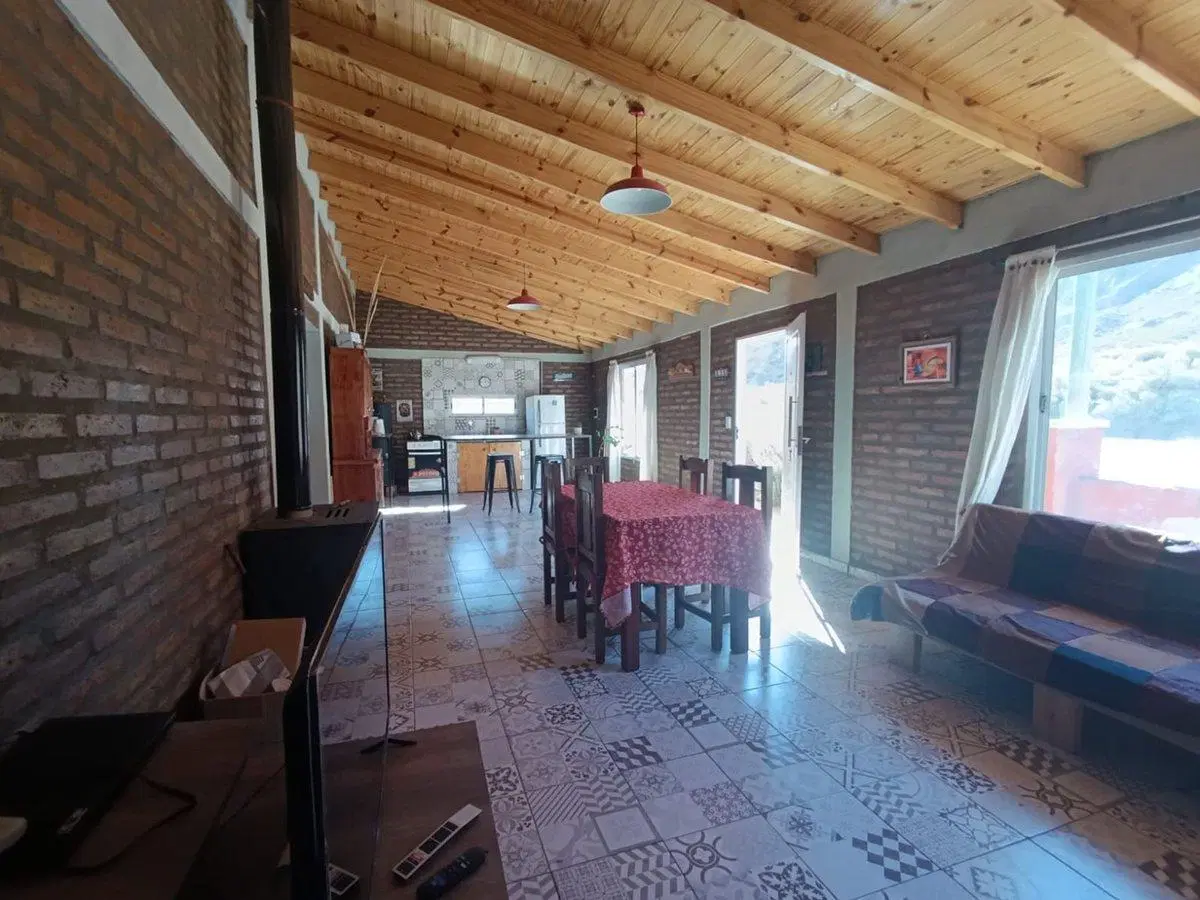 Venta Uspallata 3.000 m2 con Casa y Cabaña, Mza 4