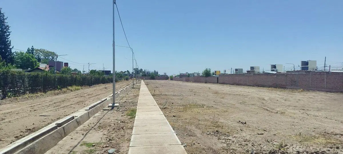 VENTA LOTE BARRIO LOS SARMIENTOS LUZURIAGA MAIPU 3