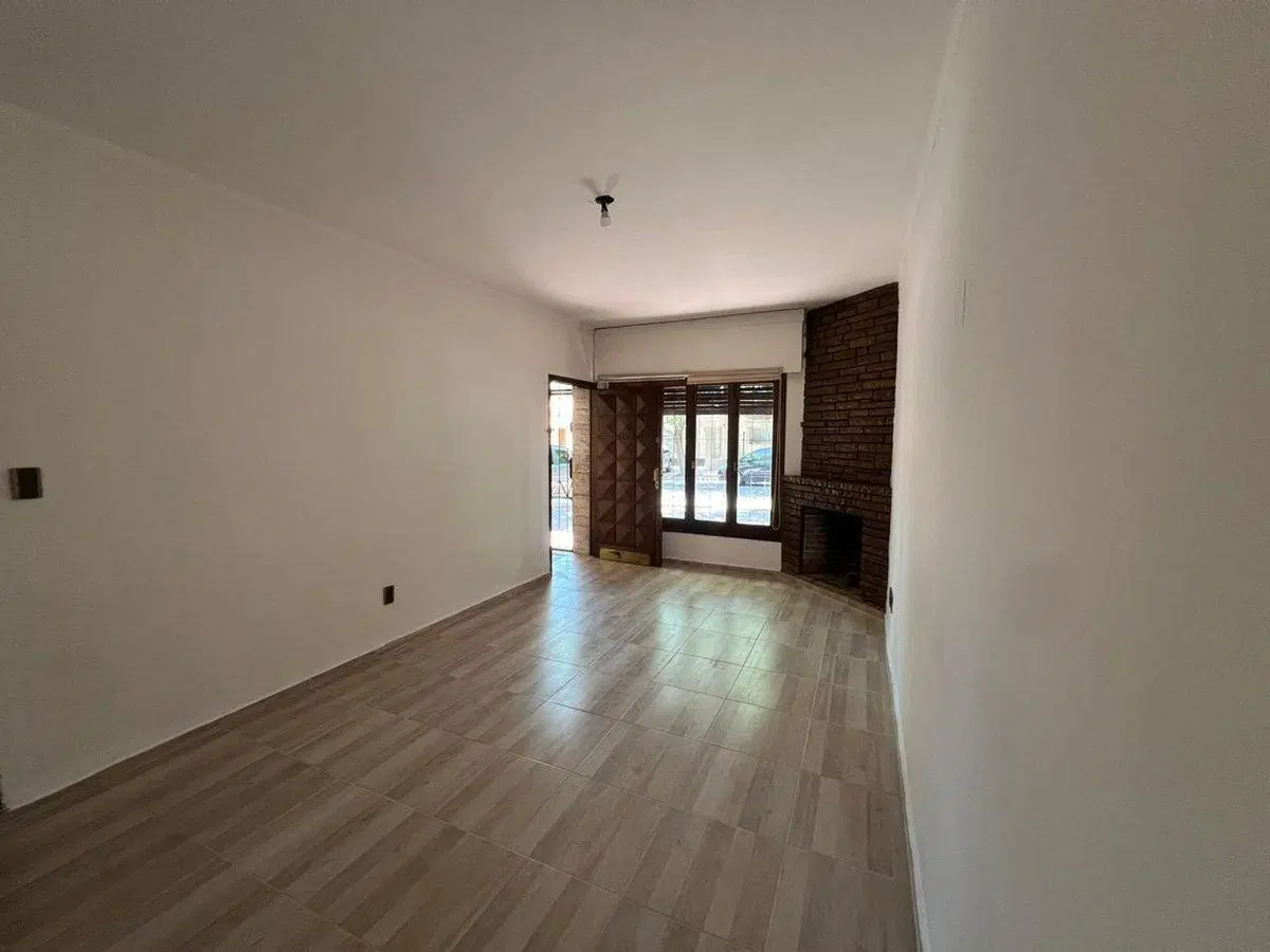 VENTA DE CASA B° BOMBAL - MENDOZA. 3
