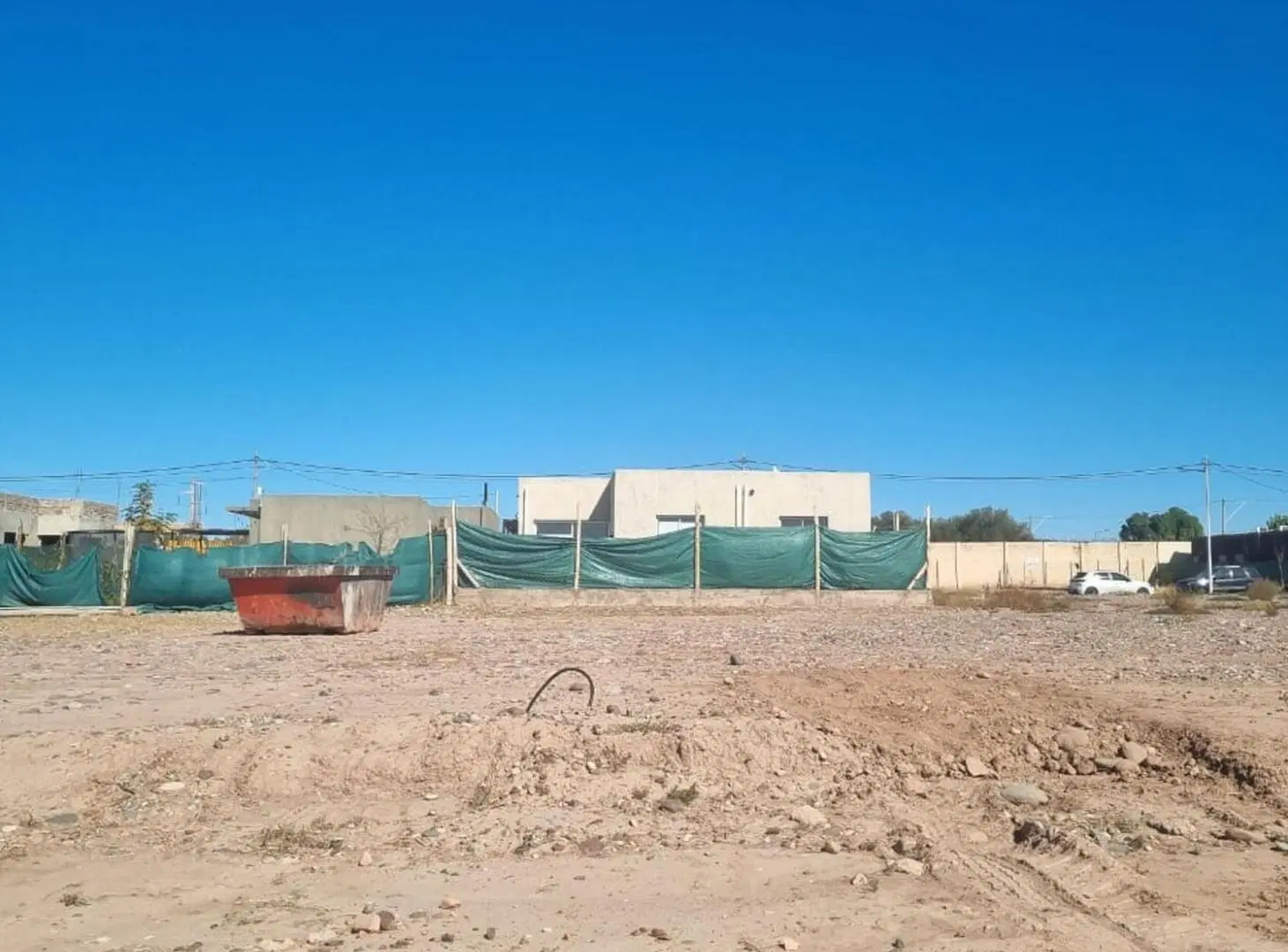 Venta lote central barrio priv Vista Oliva Maipú 3