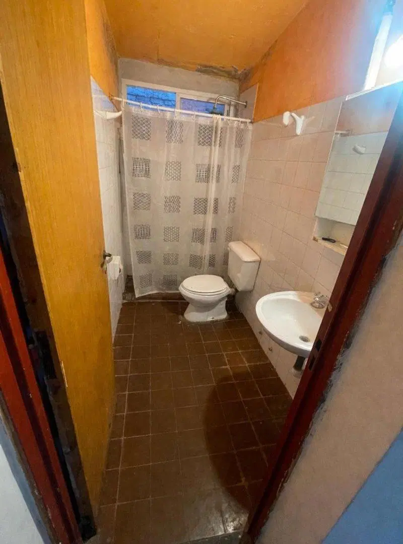 VENTA CASA 2 DORMITORIOS - BARRIO ESTANZUELA 2