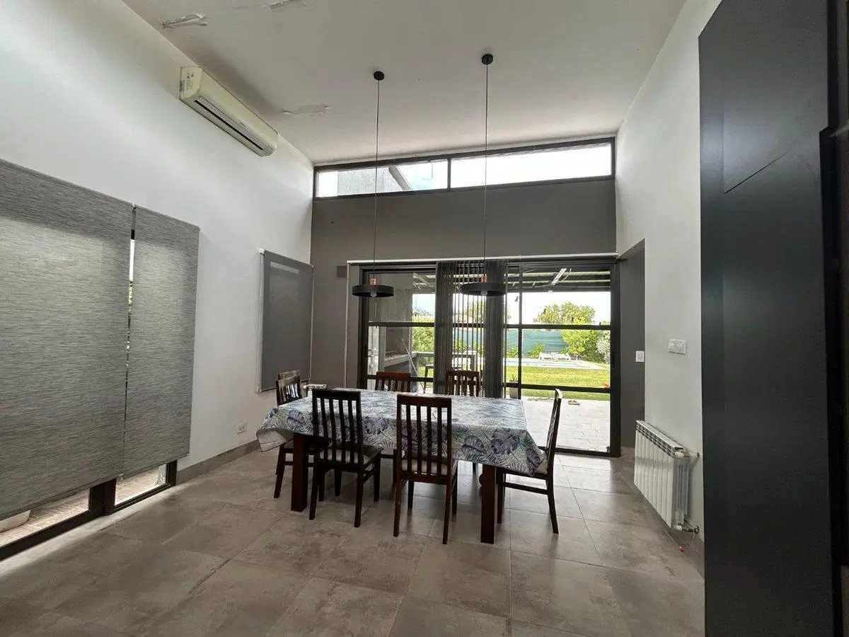 CASA EN VENTA BARRIO PRIVADO MAIPU 2